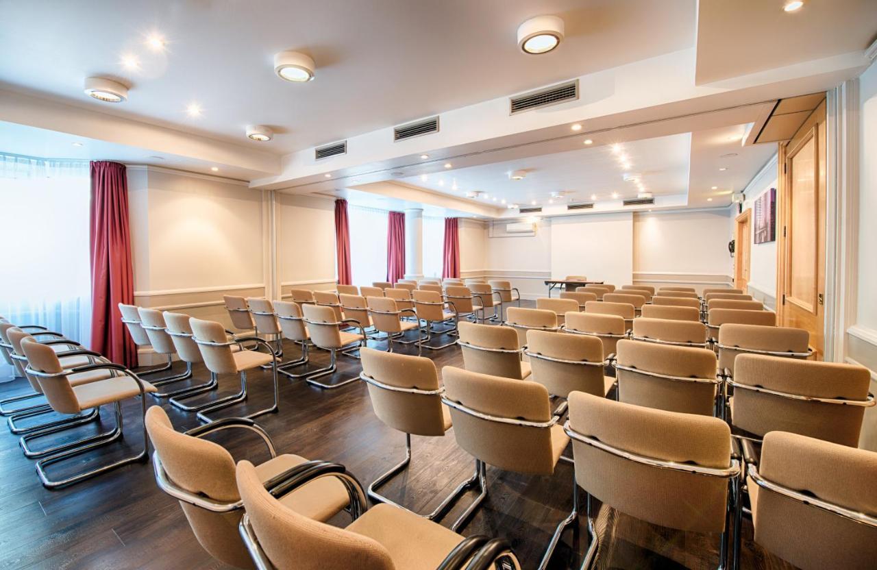 Leonardo Center 4*