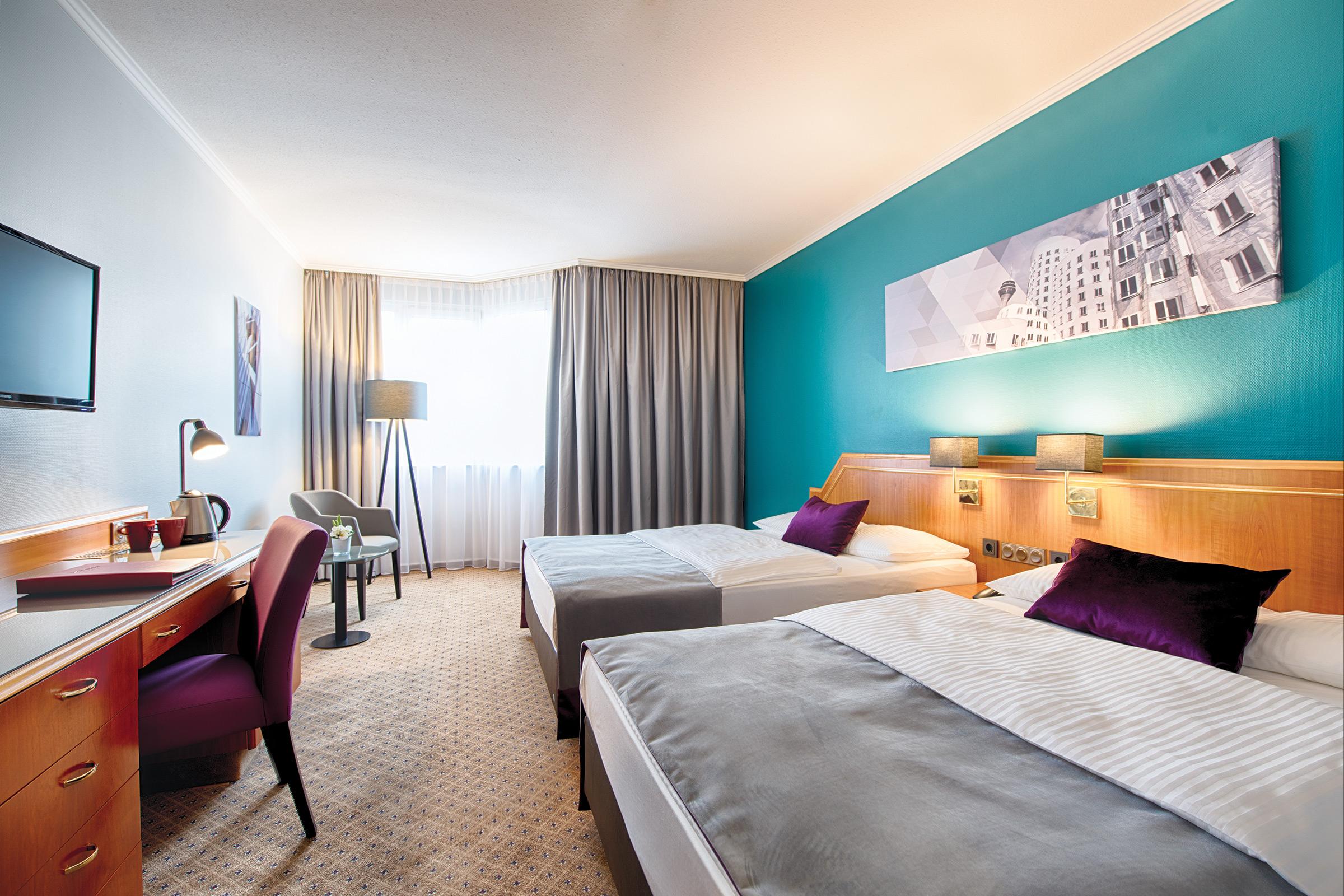 Leonardo Center Hotel
