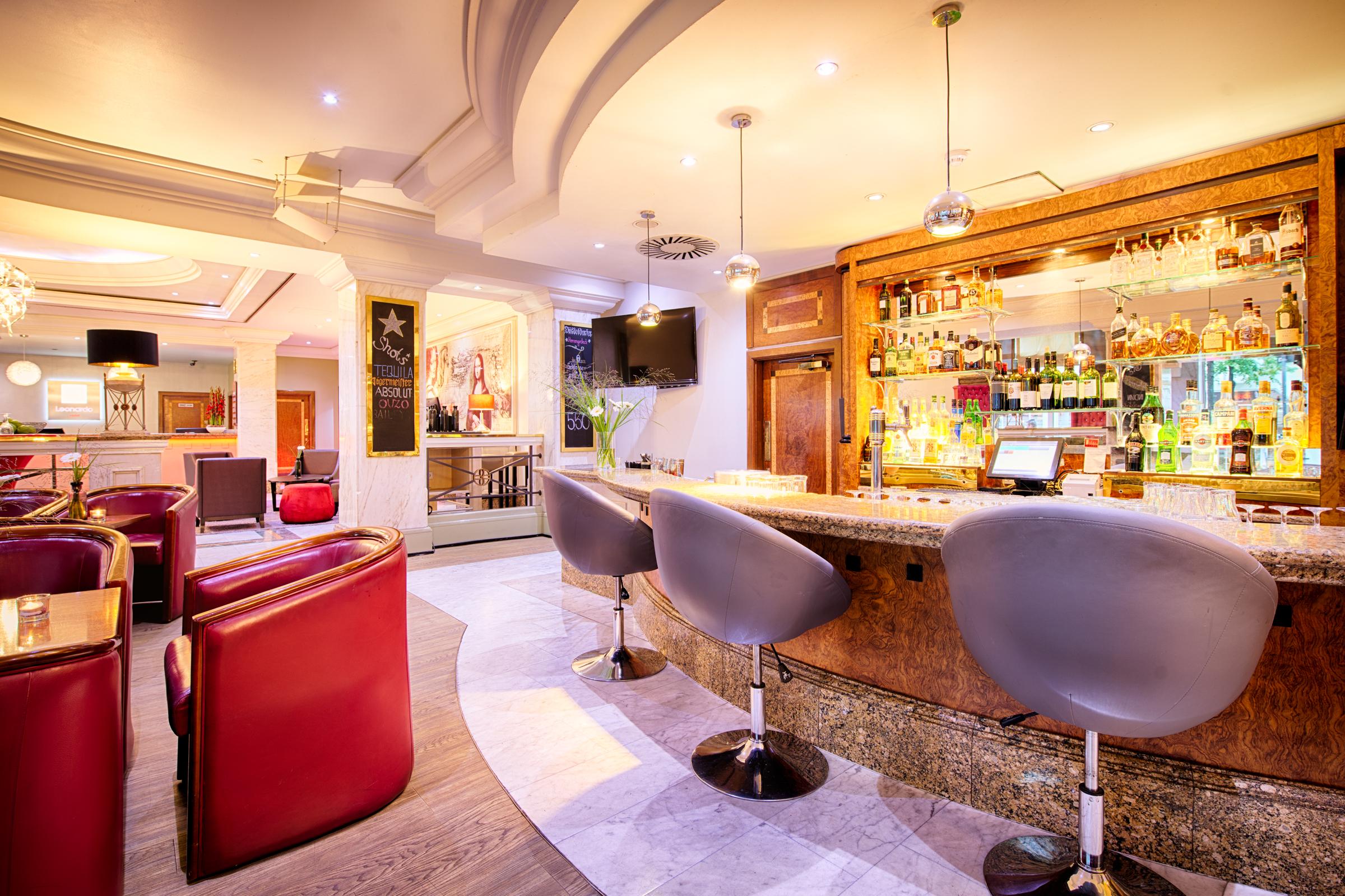 Hotel Leonardo Center 4*
