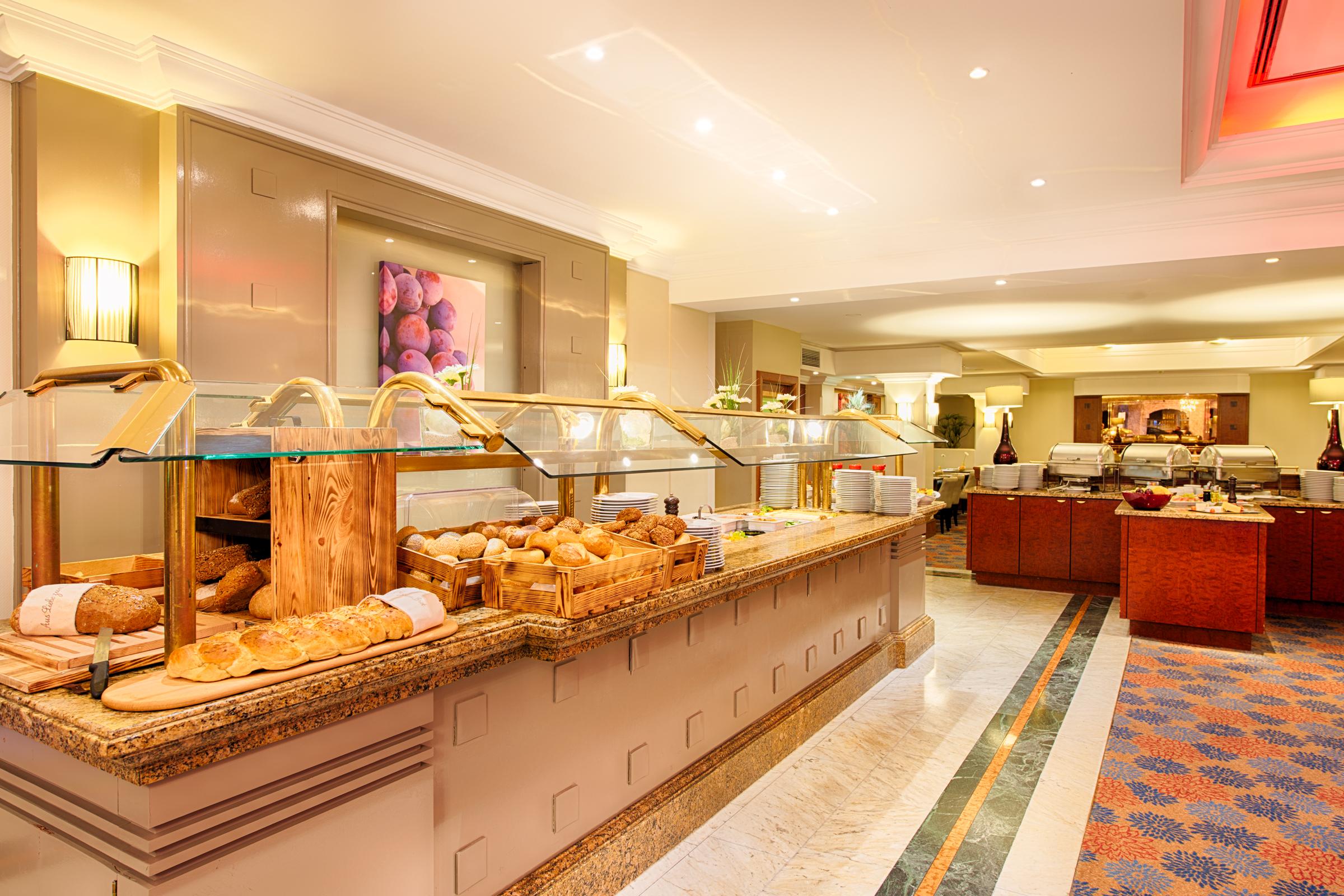 Hotel Leonardo Center 4*