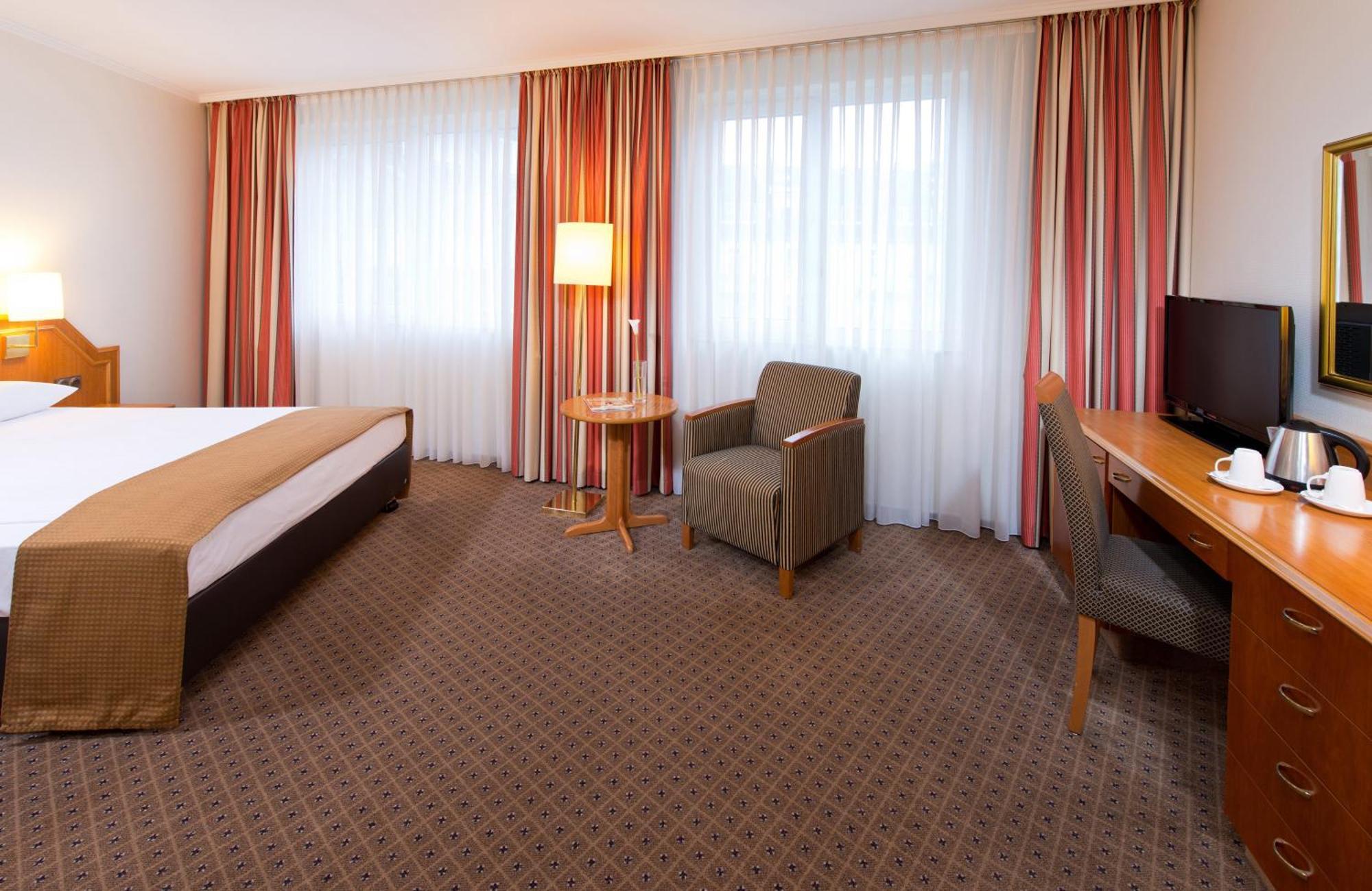 Hotel Leonardo Center