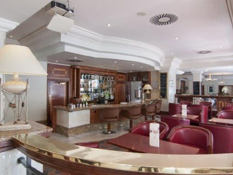 Hotel Leonardo Center 4*