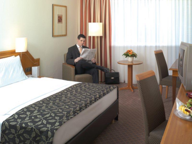 Leonardo Center 4* Düsseldorf